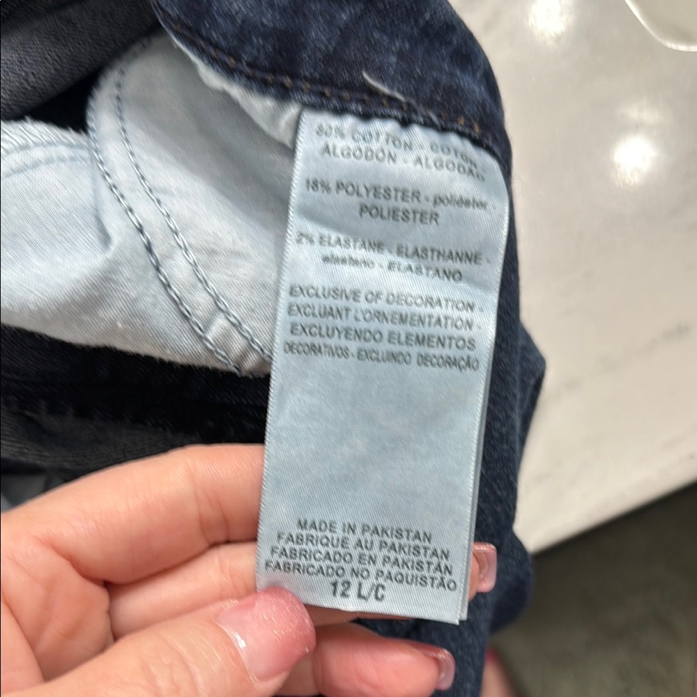 Levi's Women's Capri length Jeans - Deep Indigo - Picture 7 of 7